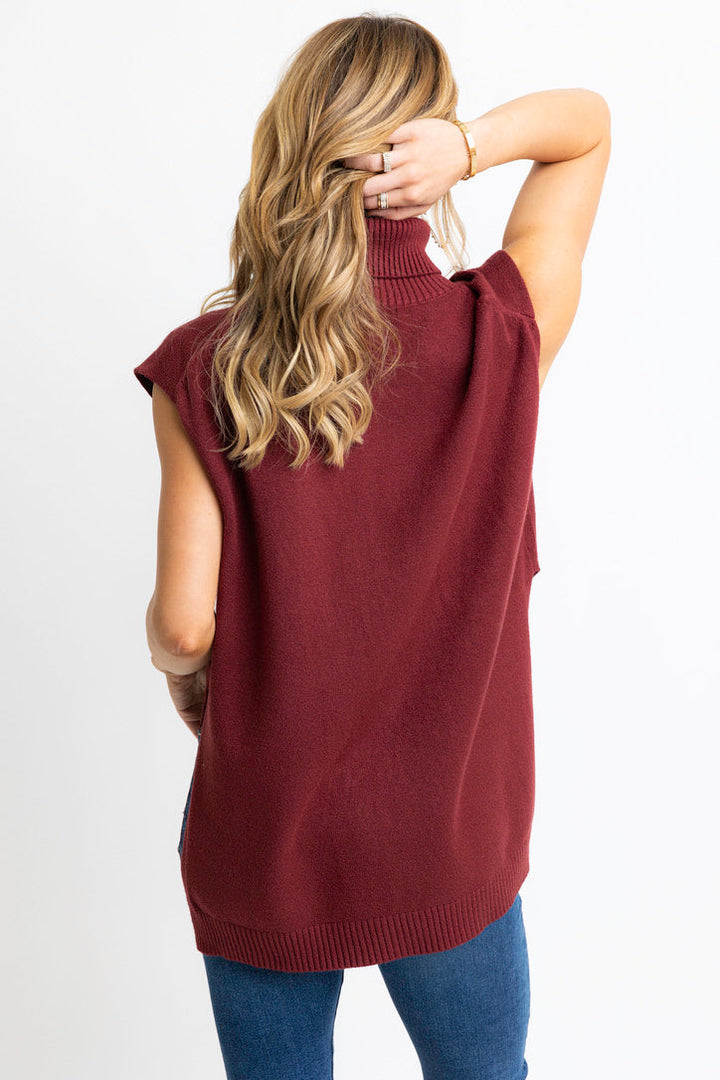 Karlie Sleeveless Turtleneck in Burgundy