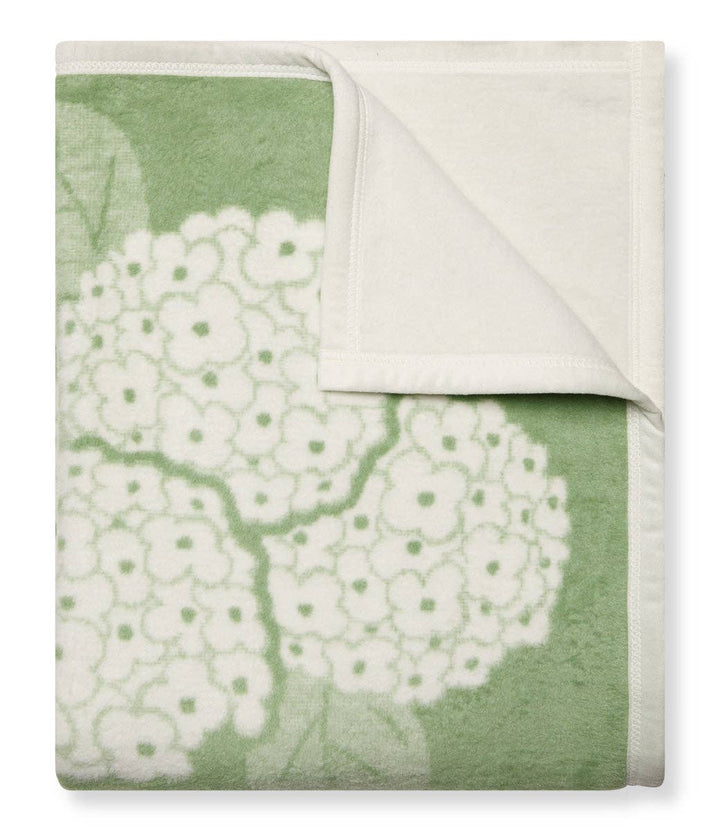 ChappyWrap Hydrangeas Sage Blanket