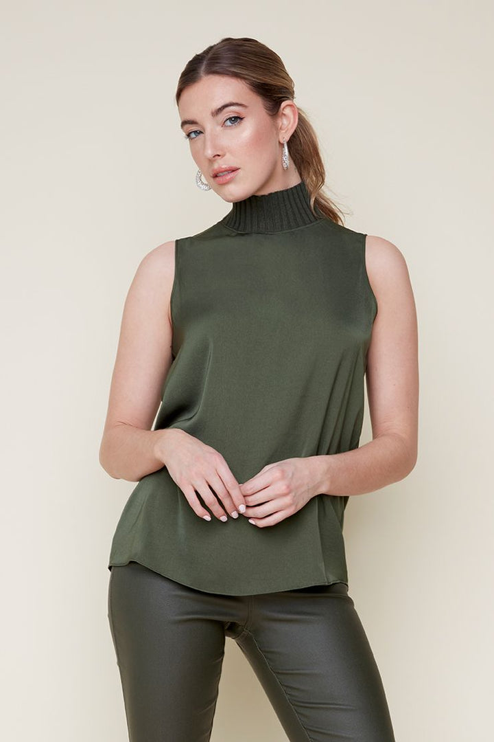 Renuar Sleeveless Chive Blouse